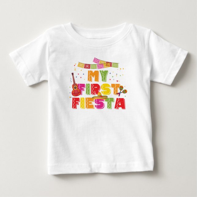Första Fiesta Girl Birthday T-shirt (Framsida)