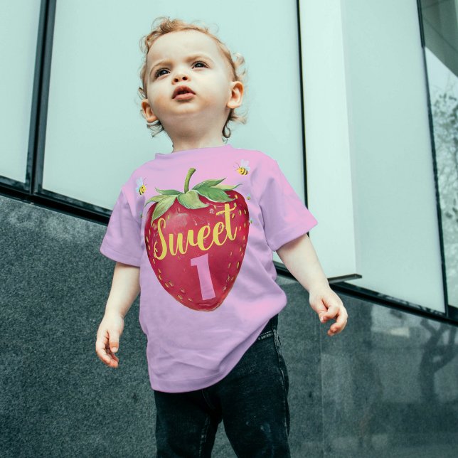 Första födelsedag Jordberry baby, första 1 år gamm T Shirt (Skapare uppladdad)