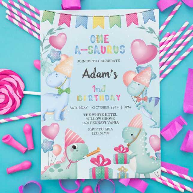 Första födelsedag: vattenfärgsinosaur, ljusblå inbjudningar (Skapare uppladdad)