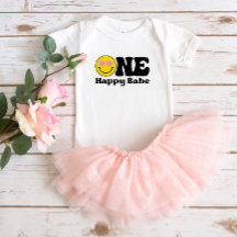 Första födelsedagen En glad unge t-shirt