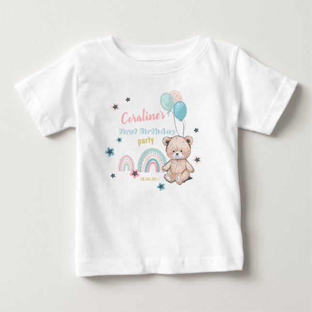 Första födelsedagen T-Shirts med söt nalle. (Framsida)