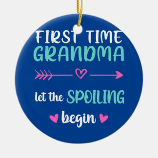 Första gången mormor låter utplåningen börja om de julgransprydnad keramik
