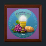Första gemensamma Heligan Eucharist Memory Box Smyckeskrin<br><div class="desc">Redigera ditt Godchild namn och en personlig hälsning som du vill för att göra den här Goddottern eller Godson-presenten till en mycket speciell keepsakpresenten. Guds föräldrar (Godmor eller Godfar) kommer att hitta ett stort urval av Godchild-gåvor här för tillfällen, religiösa, andra säsong och personer som baptism, första samfund, konformation, namngivning...</div>