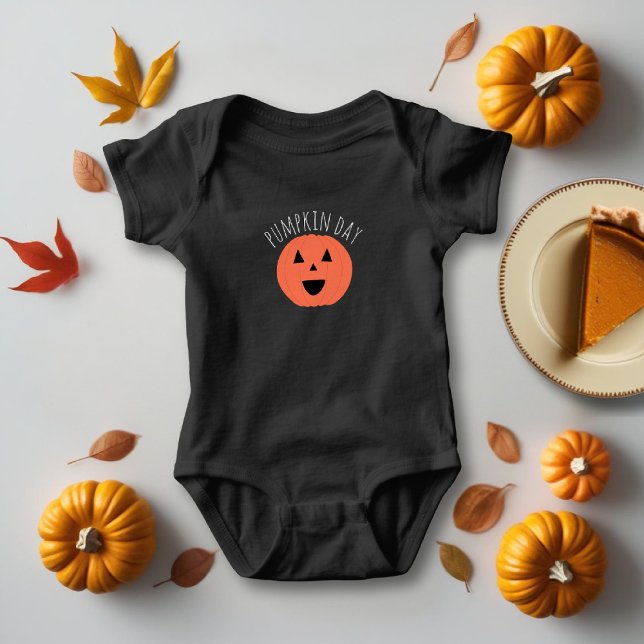Första Halloween Pumpa Dag Söt Jack O Lantern Tee (A cute little pumpkin body suit perfect for first Halloween)