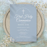 Första Heligan kommunision Dusty Blue Silver Stard Spara Datumet<br><div class="desc">En elegant First Heliga Communion sparar datuminbjudan med ömtåligt silver-stjärnstoft på en dammig blå bakgrund. Du kan anpassa dina speciella firande-uppgifter i chic. Designad av Thisisnotme©</div>