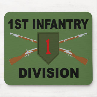 Första infanteridivisionen - korsade gevär - med t musmatta