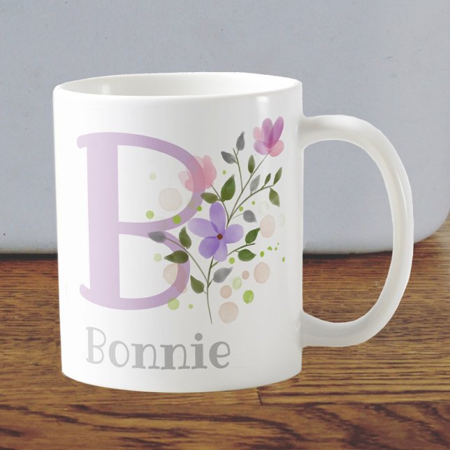 Första Initial Plus Namn Bonnie med blommor Kaffemugg (Skapare uppladdad)