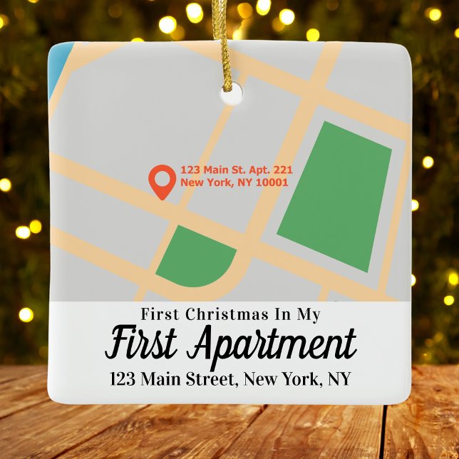 Första jul 1:a avdelningen Adress Anpassningsbar K Julgransprydnad Keramik (First Christmas 1st Apartment Address Custom Map Ceramic Ornament
)