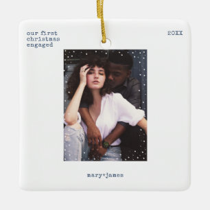 Första jul Engagerad   Minimal skrivmaskin-foto Julgransprydnad Keramik