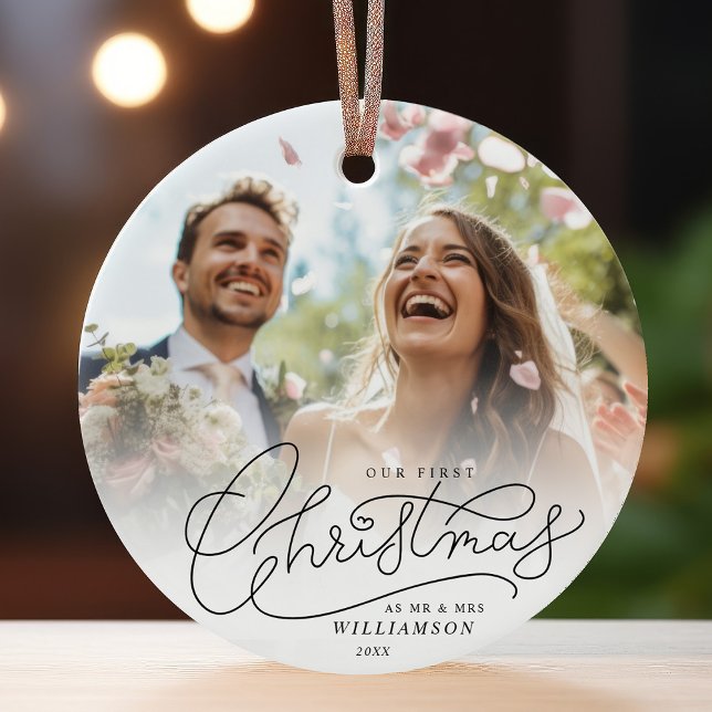Första jul Mr. och Newlyweds Bröllop Photo Julgransprydnad Keramik (#NewlywedJoy #PersonalizedMemories)