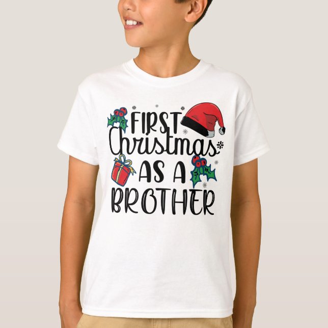 Första jul som broder matchande jul t shirt (Framsida)