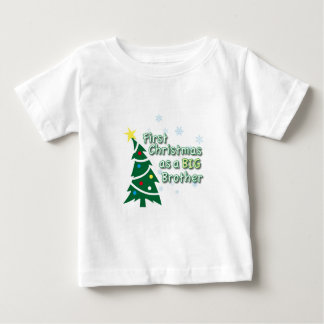 Första jul som en BIG-broder T-shirt