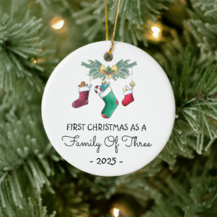 Första jul som familj av tre 2025 julgransprydnad keramik