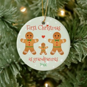 Första jul som morföräldrar - pepparkaksgubbar julgransprydnad keramik