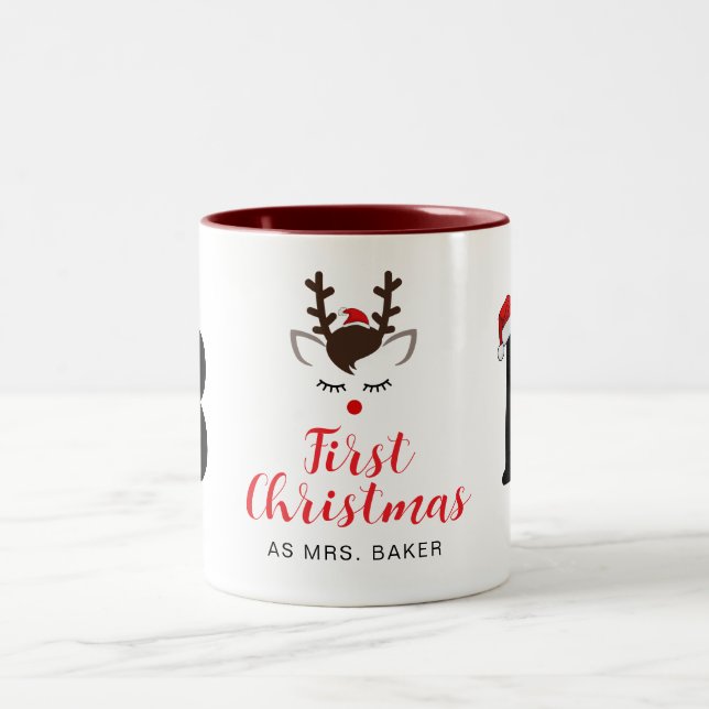 Första jul som Mrs. Familj Monogrammed Namn Två-Tonad Mugg (Center)