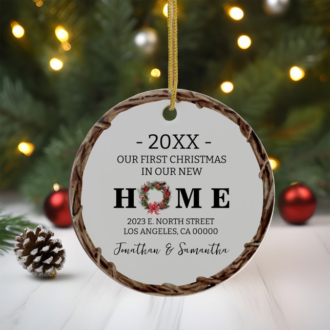 Första julen i nybörjarandeandedräkten med foto julgransprydnad keramik (First Christmas in New Home Wreath with Photo Ceramic Ornament)