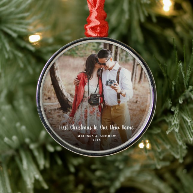 Första julen i vårt nya hemfoto julgransprydnad metall (Träd)