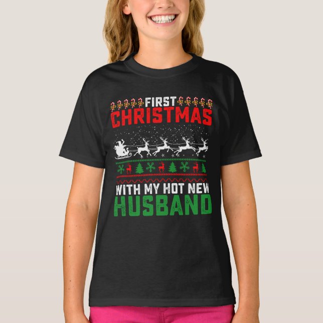 Första julen med min heta nya make ful t shirt (Framsida)