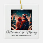 Första julen Newlyweds romantiska par Ornament<br><div class="desc">Ett originellt sätt att minnas din första jul som gift par. Vår moderna prydnadsartikel innehåller jul,  romantisk design som du kan anpassa. Gör en underbar gåva och ett bestående minne. Klicka på knappen Redigera om du vill anpassa designen med foton och detaljer.</div>
