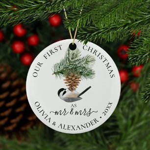 Första julen som Chickadee om Pinecone Julgransprydnad Keramik