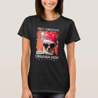 Första julen som Chihuahua-mamma T Shirt