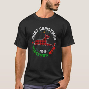 Första julen som Doberman-mamma T Shirt