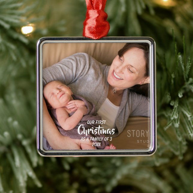 Första julen som familj 3 julgransprydnad metall (Träd)