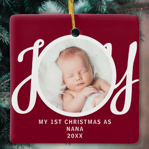 Första julen som mormor fotominne i rött julgransprydnad keramik
