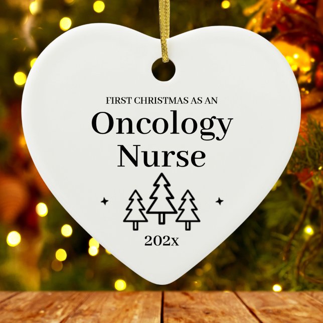 Första julen som onkologi sjuksköterska Heart Julgransprydnad Keramik (First Christmas As Oncology Nurse Heart Ceramic Ornament
)