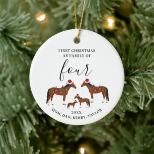 Första julfamiljen med fyra cute-hästar julgransprydnad keramik
