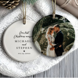 Första jultomten, gift modern, minimalistiskt foto julgransprydnad keramik