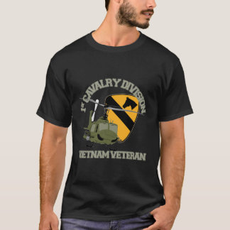 Första kavalry-divisionen Vietnam Veteran UH1 Guns T Shirt