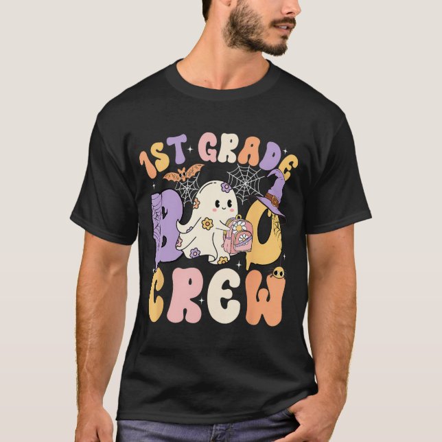 Första Klass Boo Crew First Klass Halloween Costum T Shirt (Framsida)