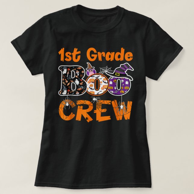 Första Klass Boo Crew Teacher Student Funny Hallow T Shirt (Design framsida)