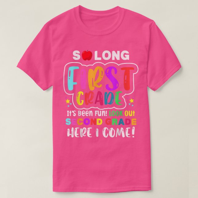 Första klass hej andra klass Här i Kom T Shirt (Design framsida)