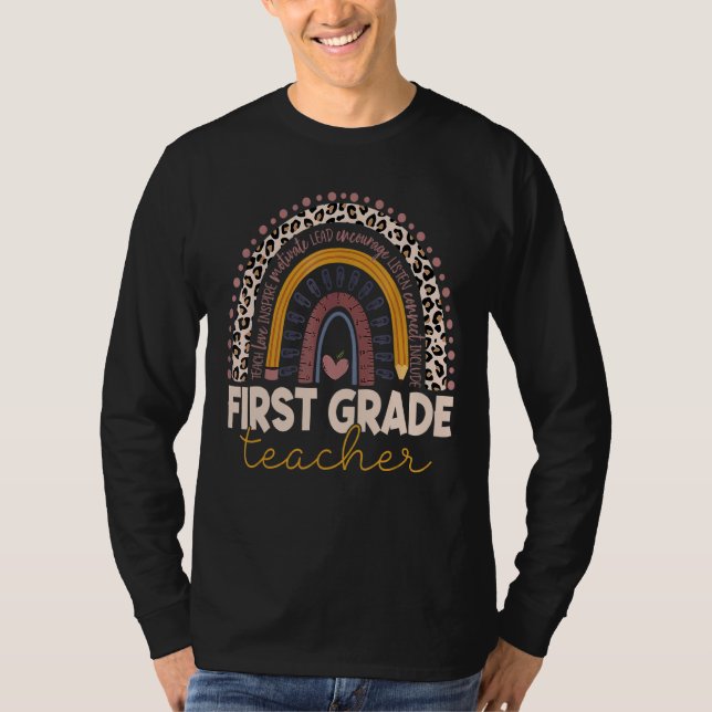 Första Klass-läraren Leopard Rainbow 1 Klass T Shirt (Framsida)