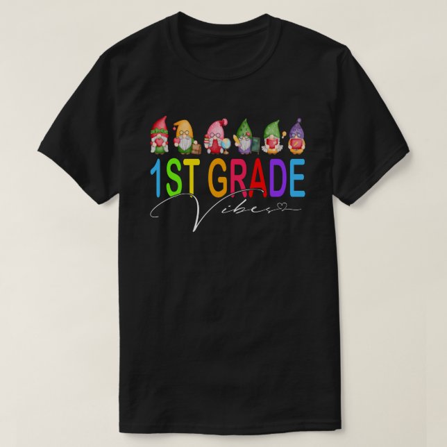 Första Klass Vibes Back to school Gnomes T Shirt (Design framsida)