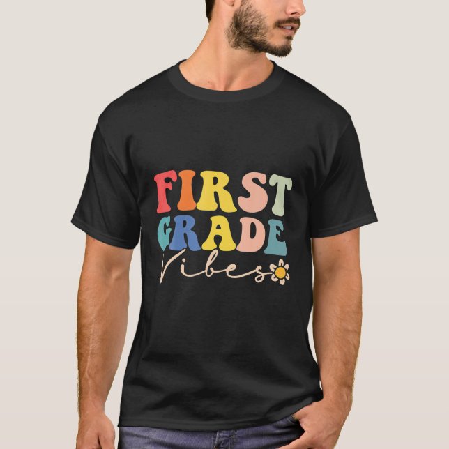 Första Klass Vibes - första Klass-teamet Retro 1:a T Shirt (Framsida)