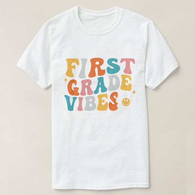 Första Klass Vibes T Shirt (Design framsida)