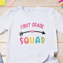 Första Klassens Squad Skola T Shirt