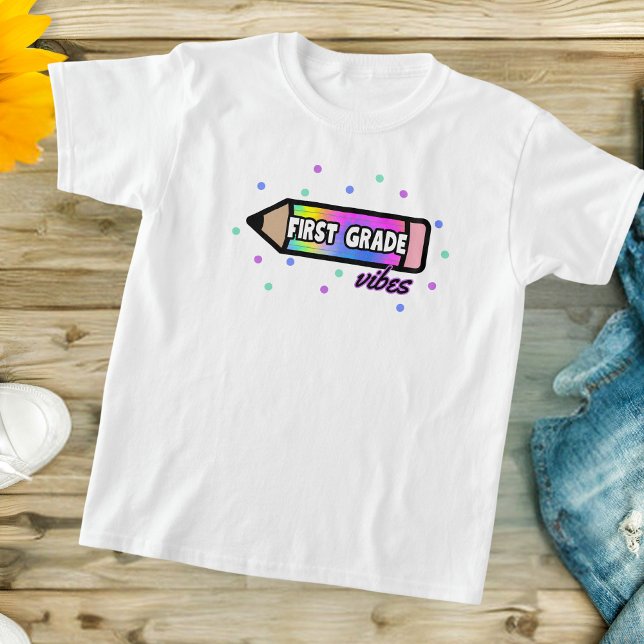 Första Klassens Vibbar T Shirt (Skapare uppladdad)