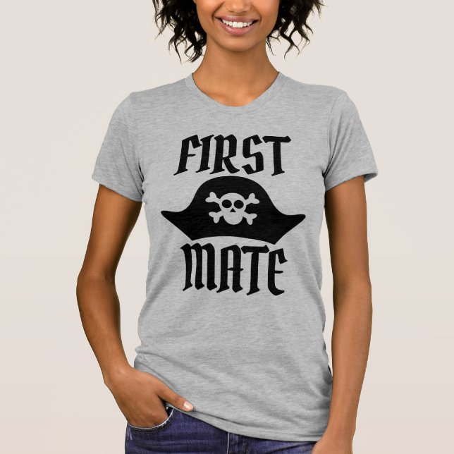 FÖRSTA MAT T-SKEPPAR T SHIRT (Framsida)
