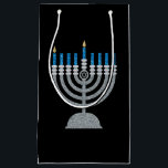 Första natten på Hanukkah Glitter Small Gift Bag<br><div class="desc">Hanukkah 2022 börjar på kvällen Söndag den 18 december och slutar på kvällen måndagen den 26 december</div>