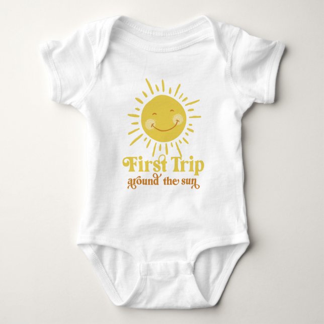 Första Resa runt Sol:s första födelsedag Baby T Shirt (Framsida)