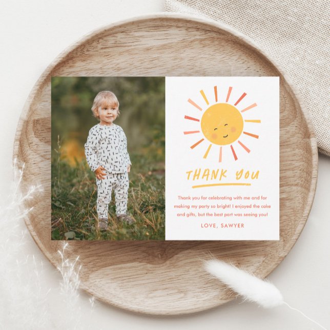 Första Resan Runt Solen Barn Foto Födelsedag Tack Kort (Hand-drawn modern sun illustration photo kids birthday party thank you note card.)
