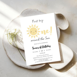 Första Resan Runt Solen Söt 1-års Födelsedag Inbjudningar