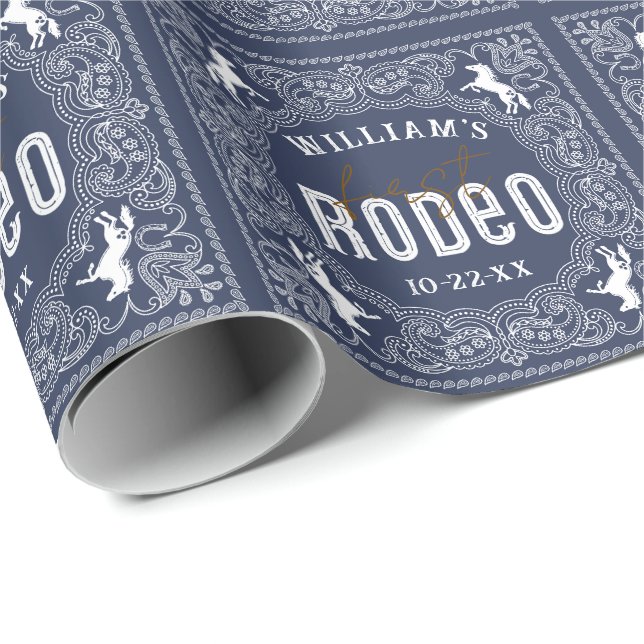 Första rodeo Birthday Wrapping Papper - Red Bandan Presentpapper (Rullad Hörn)