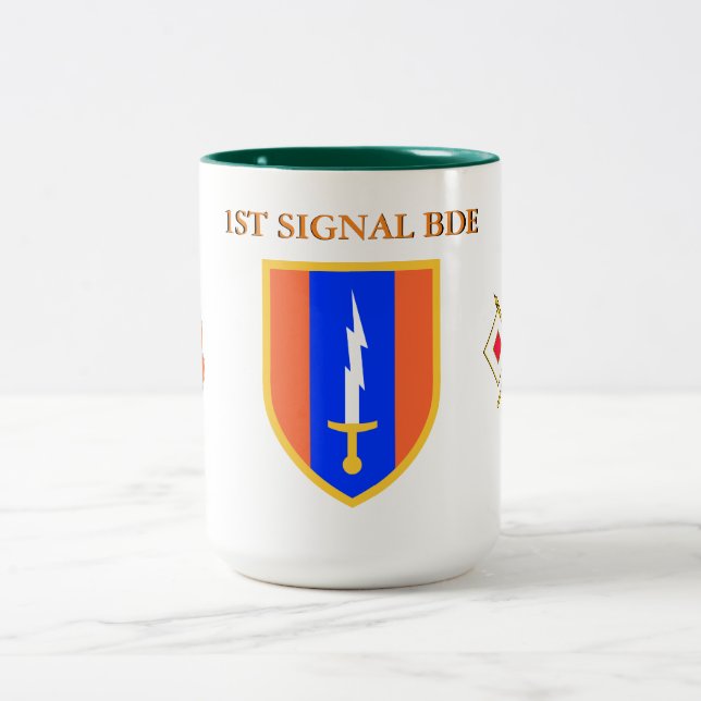 FÖRSTA SIGNALBRIGADE  Två-Tonad MUGG (Center)