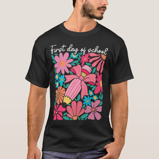 Första Skoldagen Boho Blomma Lärare Barn Bak  T Shirt (Framsida)