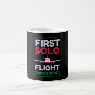 Första Solo-flygplanet första flygningen Kaffemugg